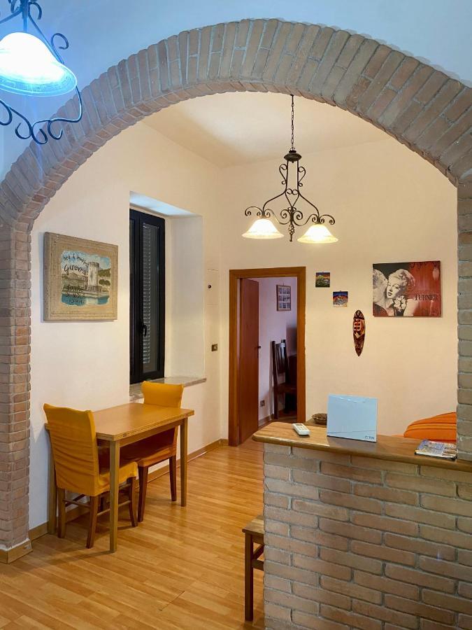 Holiday House Ginevra Formia Exterior foto